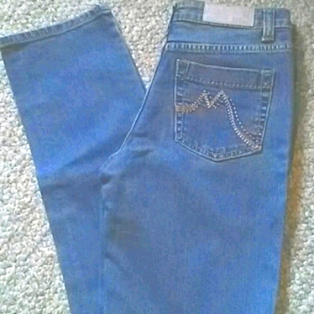 Mifresia Stretch Straight Leg Jeans